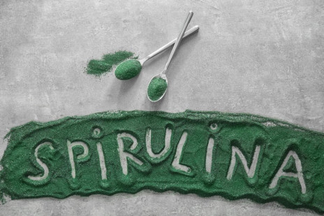 Is Spirulina REALLY Good For Your Health? My Experience And What The Science Says